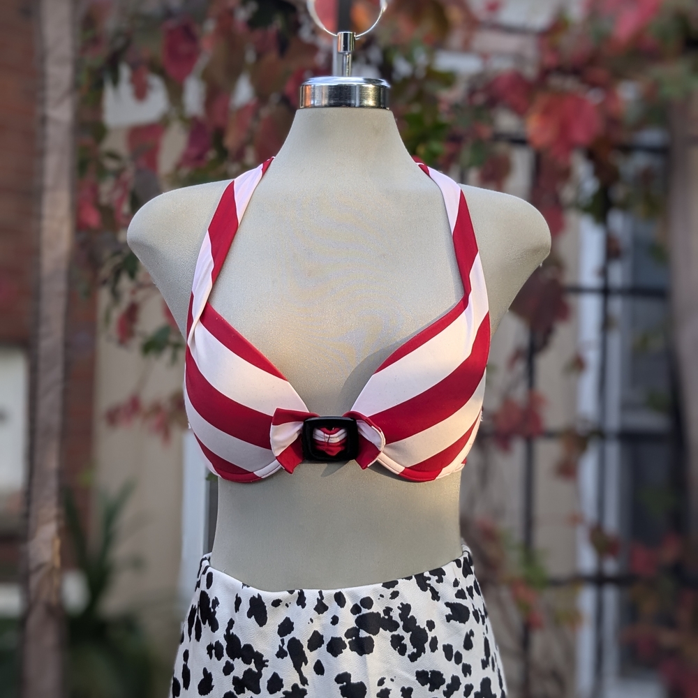 Chic Striped Red and White Bikini Top